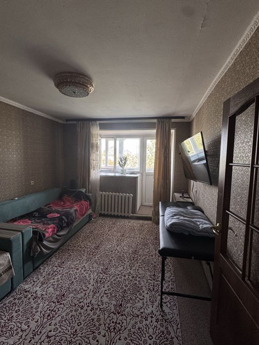 продам 2 комнатную квартиру