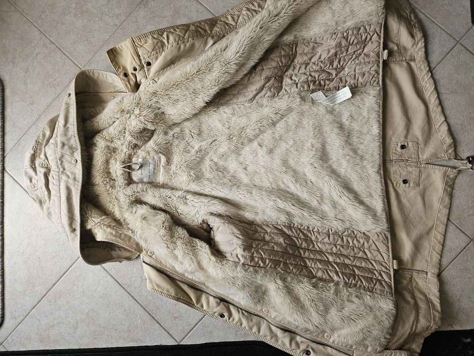 Дамско зимно яке Bershka