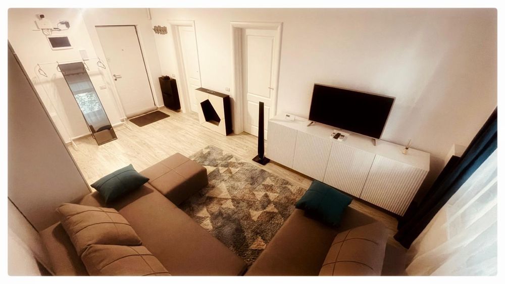 GARSONIERĂ + LOC DE PARCARE                                                               (Central Address Residence)