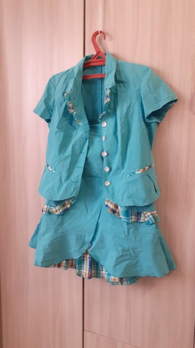 Продаются платье, разные виды