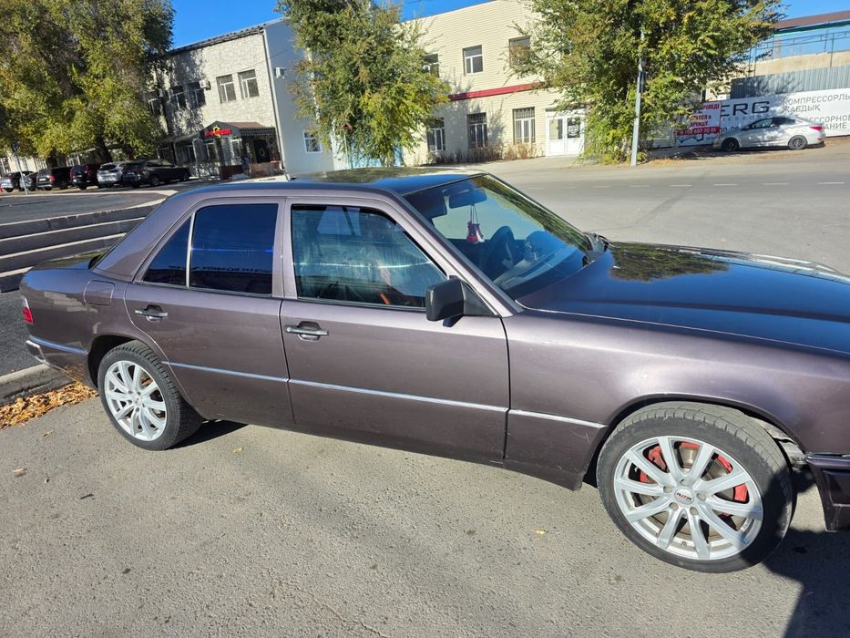Мерседес Бенз продаю