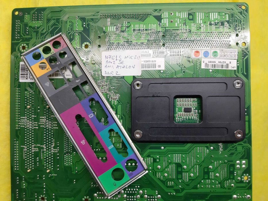 Kit Placa De Baza Biostar NF61S Micro AM2 SE