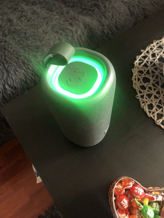 Boxa noua cu bas super tare