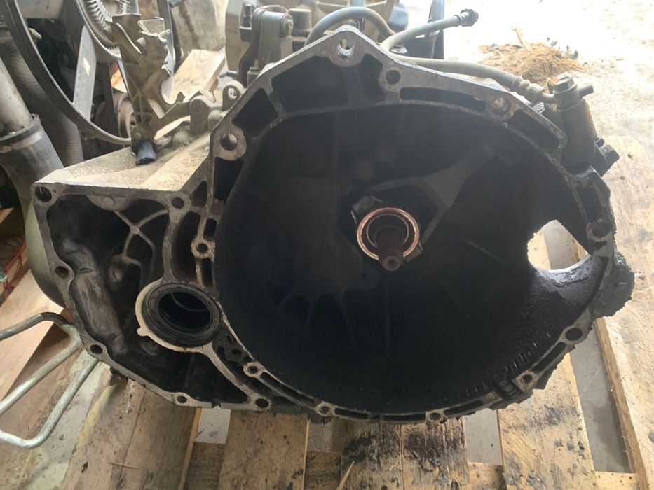 Cutie De Viteze Manuala 6 Trepte Nissan X-Trail T30 2001 - 2013 2.2 Dc