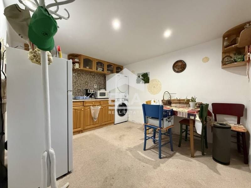 Продава се Къща в с. Веринско, Област София-област - 120 кв.м за 761 €/кв.м - Снимка #9