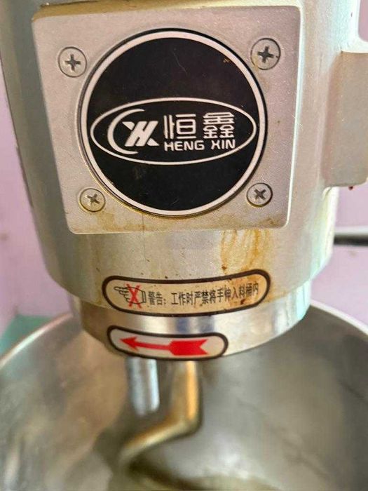 Миксер тестомес 30л sotiladi