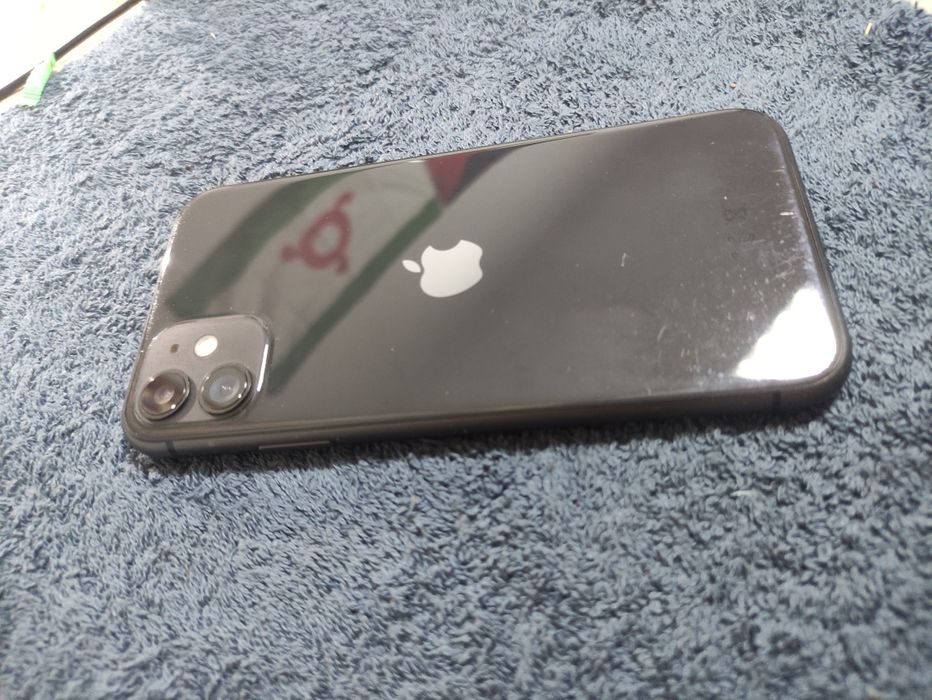 Iphone 11 БУ черный 128ГБ ОБМЕН