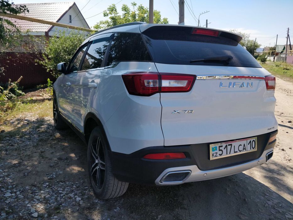 Продам Lifan X70