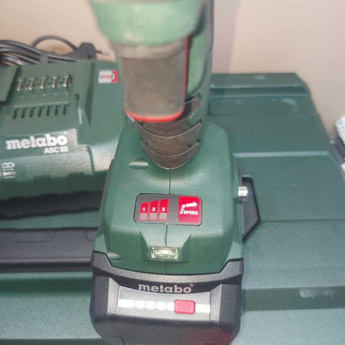 Мощен безчетков комплект METABO 18V