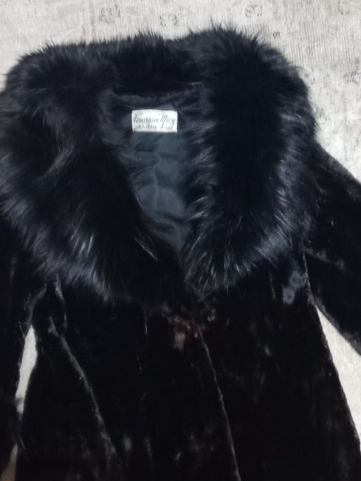 Haină de blană E.A. Leroy