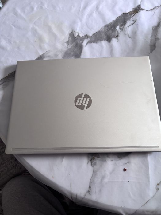 Ноутбук HP ProBook в комлекте сумка и зарядка мышка