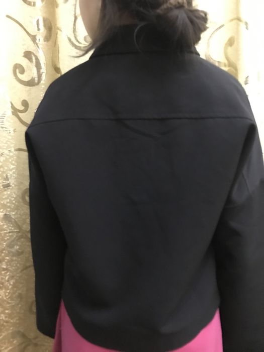 Кастюмы с кнопкой