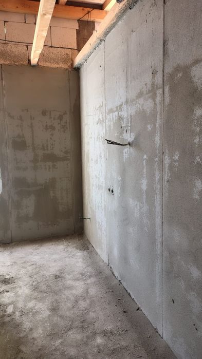 Tencuiala mecanizata /Amenajari interioare/Exterioare