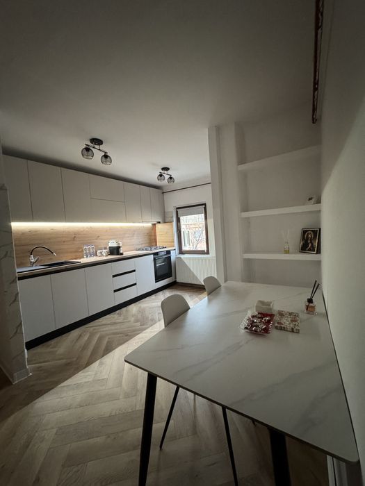 Apartament de inchiriat 1 MAI (SPITAL-MEDICINA)