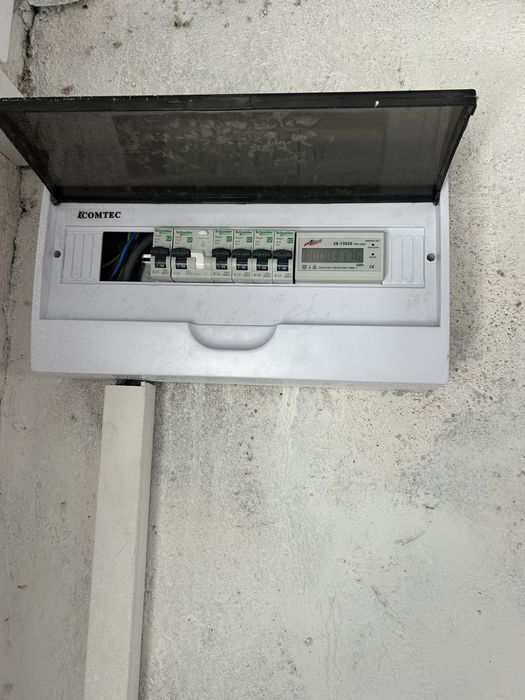 -DE VANZARE hale/ saivane  / Ideal productie / depozit/ ferma