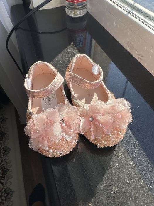 Платье с туфлями