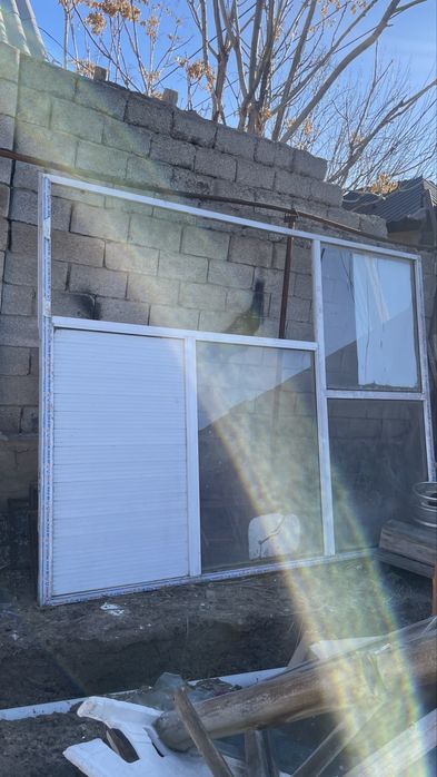 Продам алюминиевый витраж