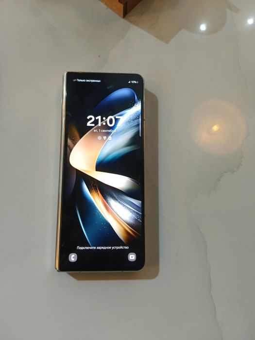 Samsung Z Fold 4