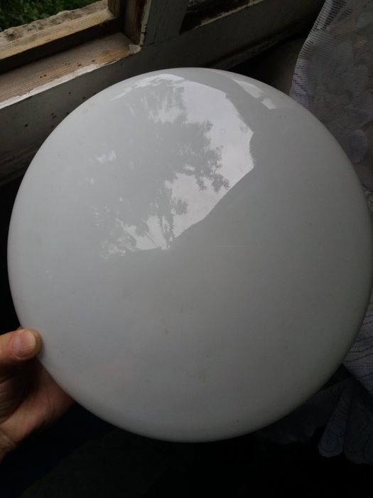 продам настенный светильник