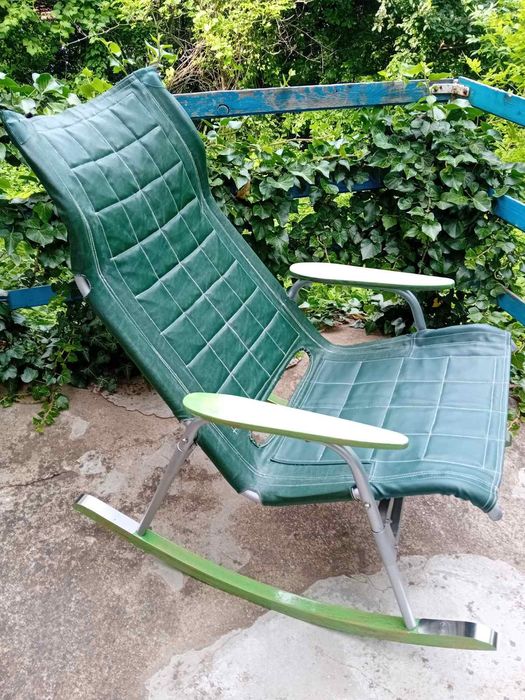 Кожен люлеещ се стол