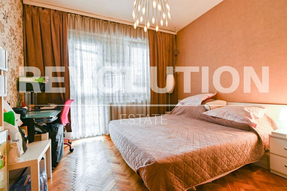 Продава се Двустаен апартамент в София, Хаджи Димитър - 70 кв.м за 1275 €/кв.м - Снимка #2