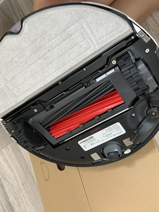 Робот-пылесос Roborock S8