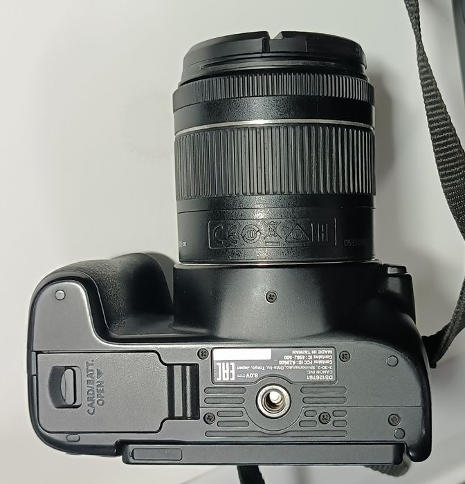 Canon 250d kit (24 MP, 4k video, WiFi, Touch screen)