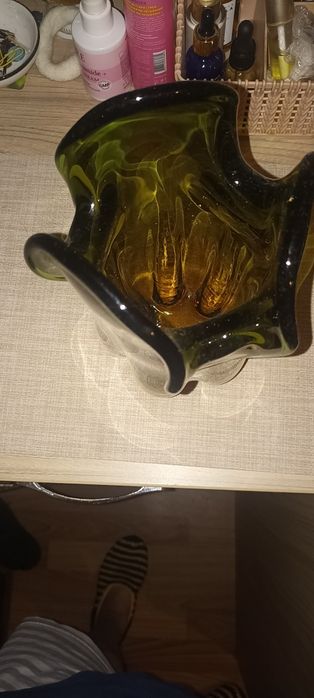 Продаю Чешскую вазу