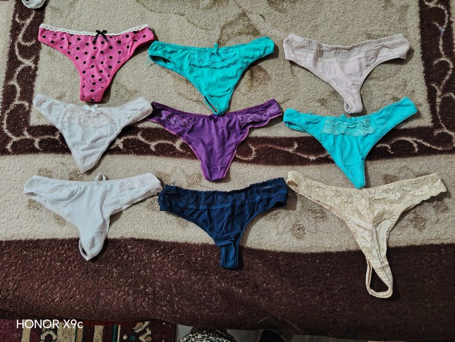 Трусики, бюстгальтера