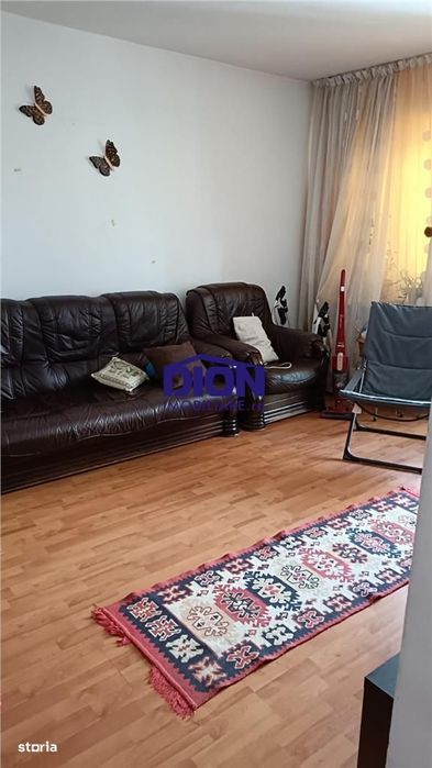 Apartament 3 camere Costin Georgian, bloc anvelopat