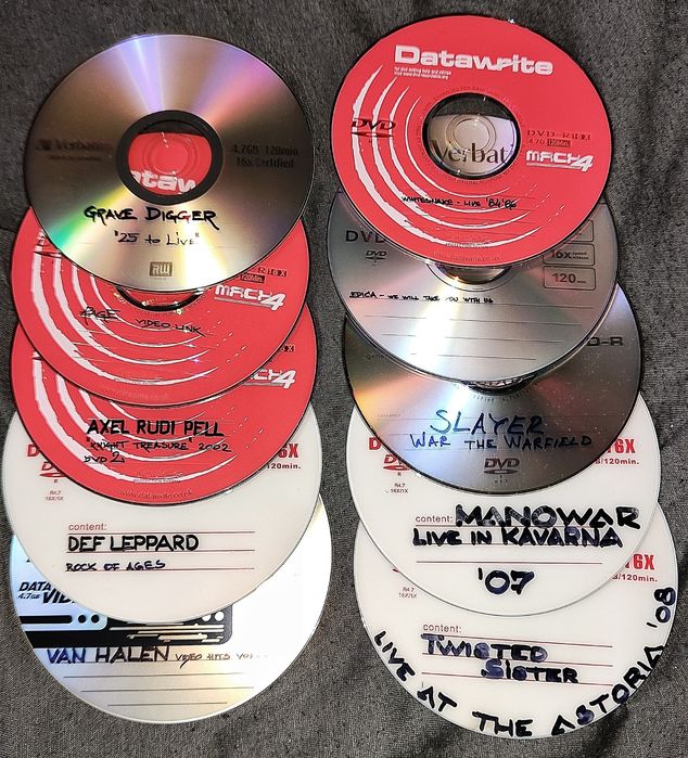 DVD-R дискове с концерти и клипове на метъл групи
