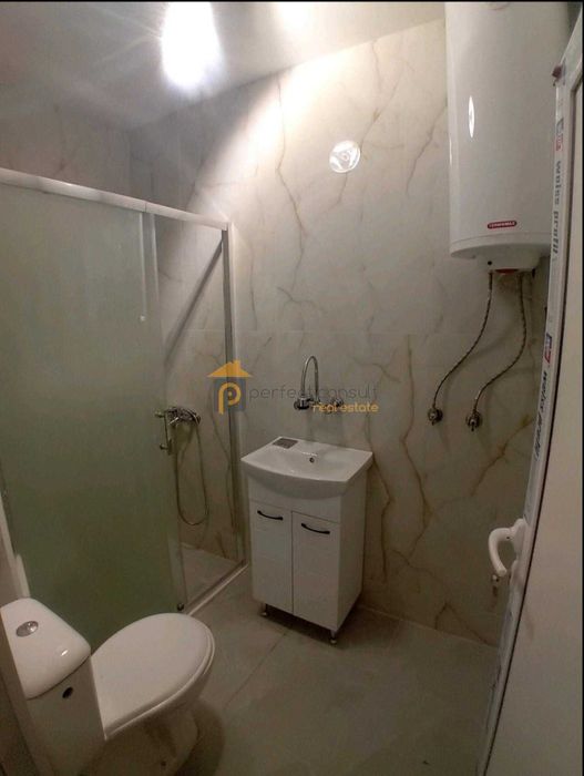 Продава се Двустаен апартамент в Пловдив, Христо Смирненски - 43 кв.м за 1954 €/кв.м - Снимка #12