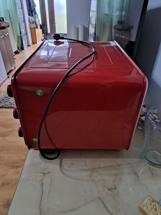 Cuptor electric ERTONE