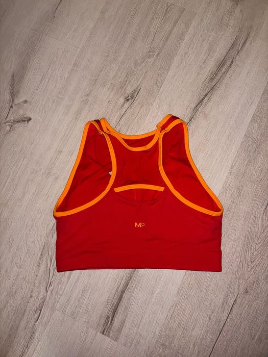 Спортно бюстие h&m Myprotein