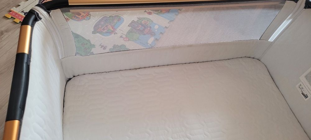 Сгъваема кошара/люлка "next to me" на Chipolino