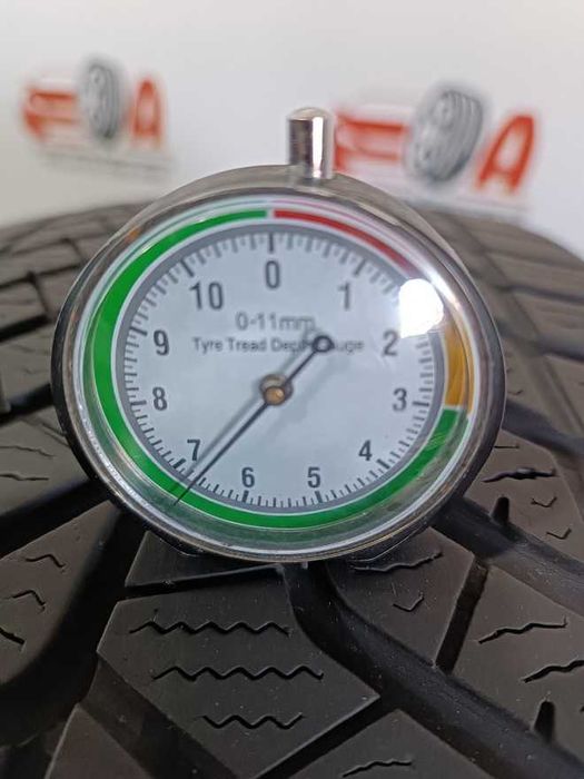 225/40/19 93W YOKOHAMA CP N10674 M+S