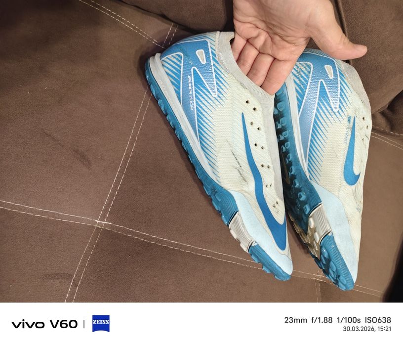 Кроссовки для футбола