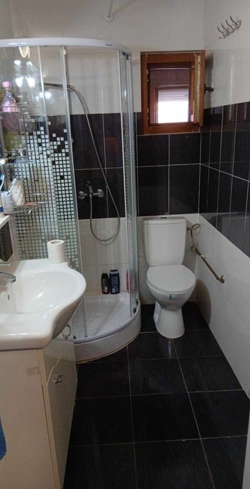 Vand casa in sat liniștit,detalii watap 0035796298810