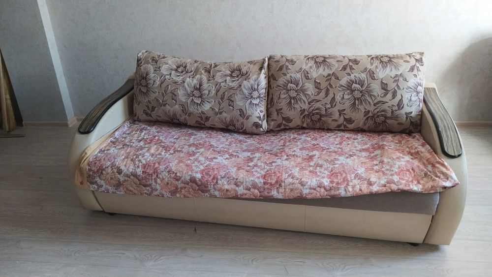 Продается раскладной диван