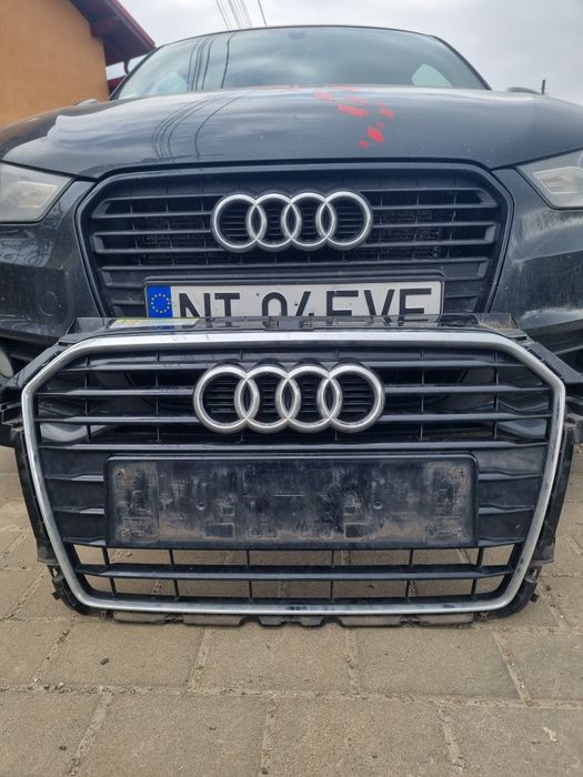 Grilă Audi  A 1 2013