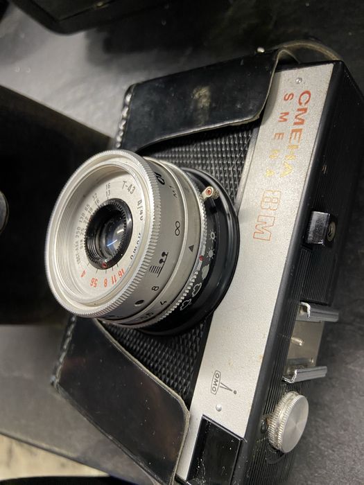 Фотоапарт Смена 8М с оргинален калъф