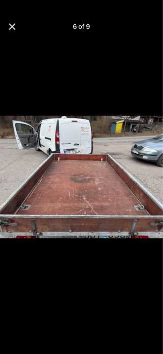 Remorcă cu sistem frânare, incarcatura 520 kg