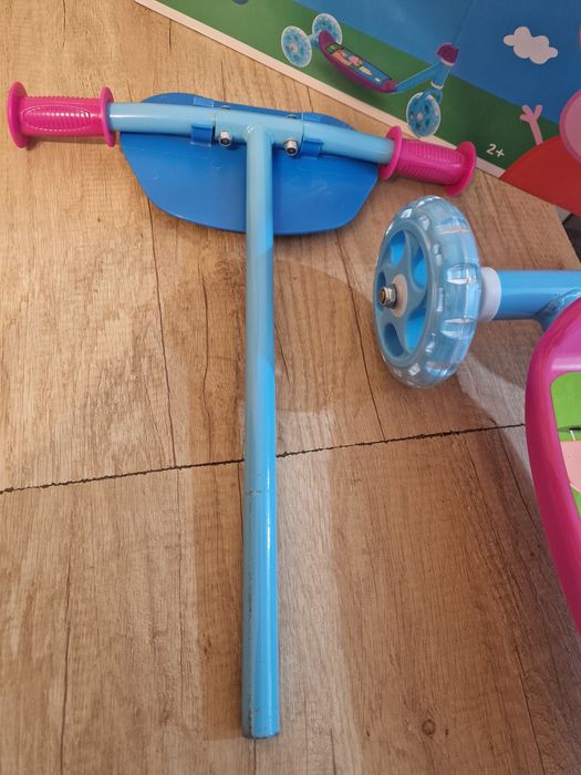 Trotineta cu 3 roti Peppa Pig