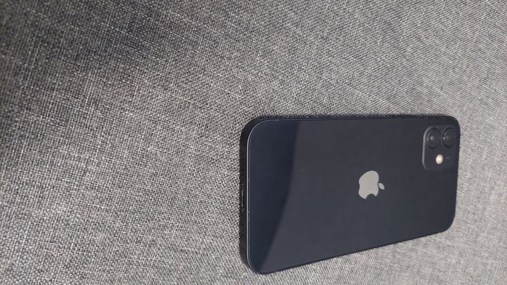 iphone 12  64GB Черен Цвят