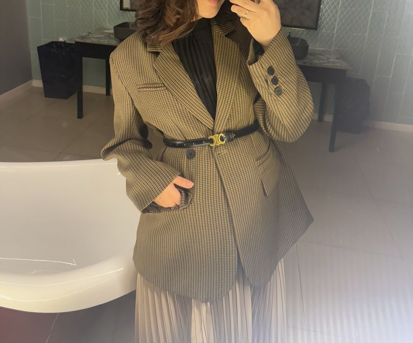 Пиджак продается