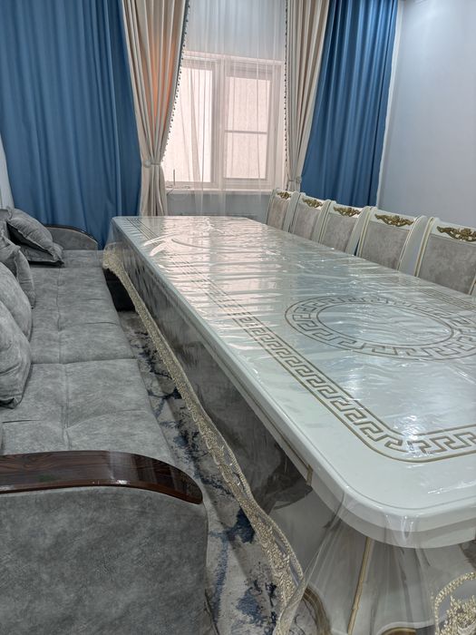 Стол в зал длина 3,5м