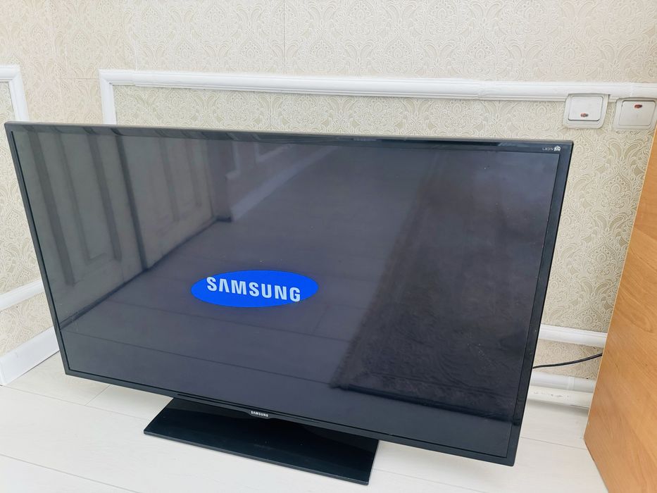 Продам Телевизор б/у Samsung 20 000 тг