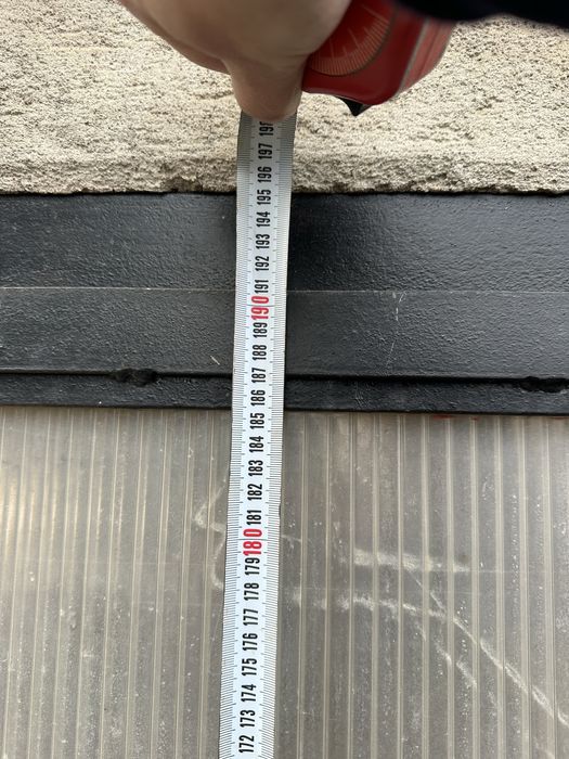 Продавам гаражна врата