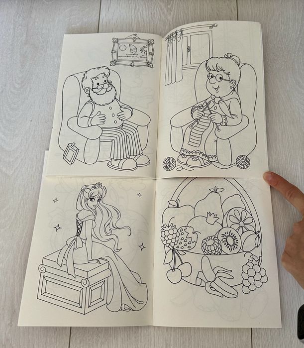 Set 2 cărți de colorat pentru copii, Noi