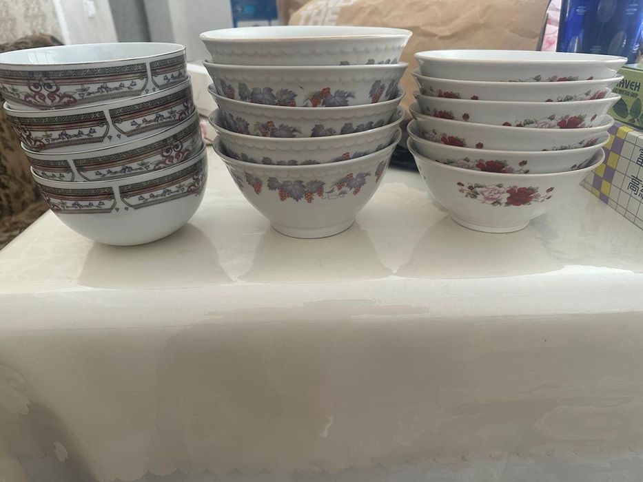 Посуда: термос, чайник, кесе